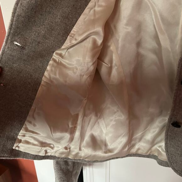 Banana Republic Wool Light Grey Blazer SZ 8 - Picture 5 of 8